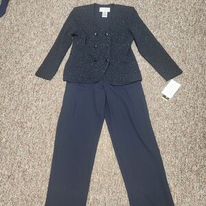 Elegant Navy Women's Size 6 Petite Two-Piece Pant Set Formal
